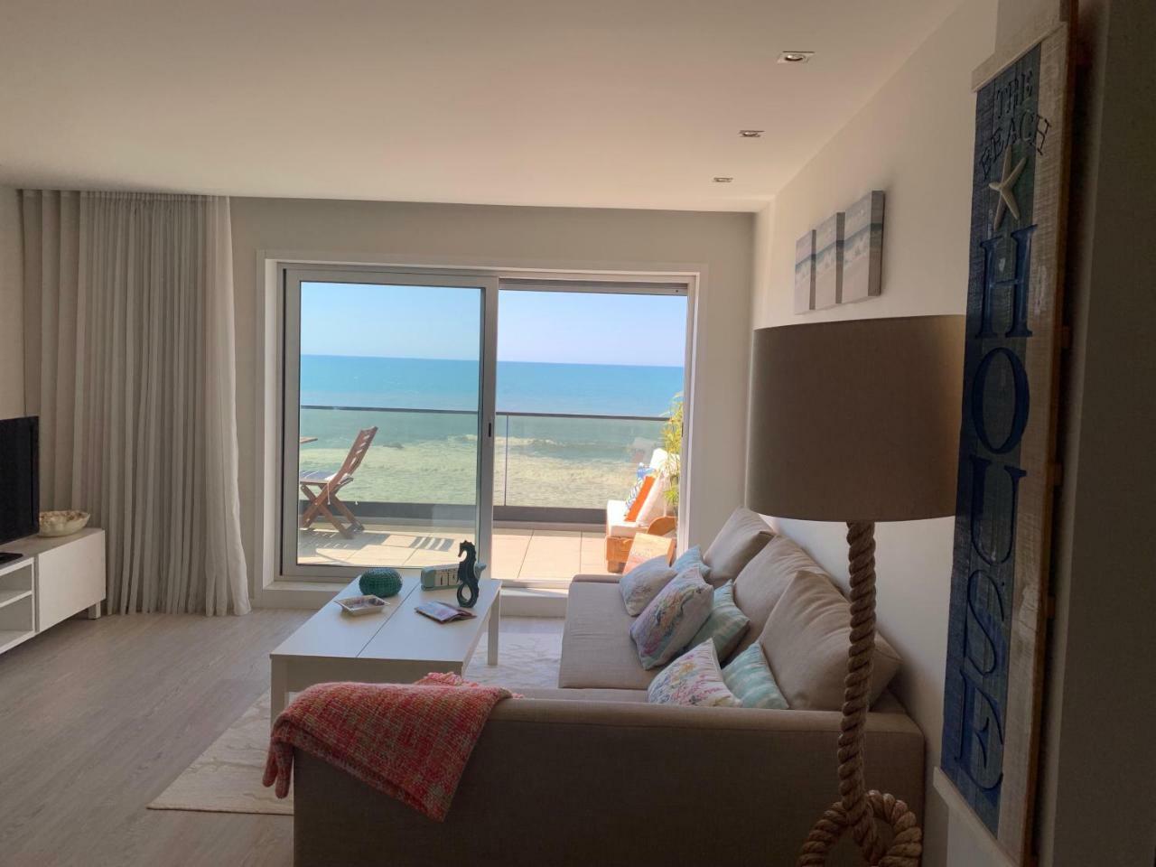 Front Beach Apartment Повуа-ди-Варзин Экстерьер фото